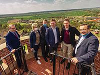 Wieża widokowa w Cedyni po rewitalizacji. Uroczyste otwarcie odbyło się 28 kwietnia 2021 r. Fot. UM w Cedyni.