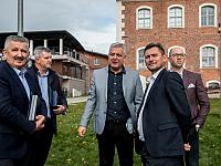 – Jak co roku komisja konkursowa musiała zmierzyć się z trudnym zdaniem. Wybór nie był łatwy, ale postawiliśmy nagrodzić i wyróżnić te przestrzenie, które przyciągają turystów, są na swój sposób nowatorskie – argumentuje Wicemarszałek Województwa Zachodni – Jak co roku komisja konkursowa musiała zmierzyć się z trudnym zdaniem. Wybór nie był łatwy, ale postawiliśmy nagrodzić i wyróżnić te przestrzenie, które przyciągają turystów, są na swój sposób nowatorskie – argumentuje Wicemarszałek Województwa Zachodni