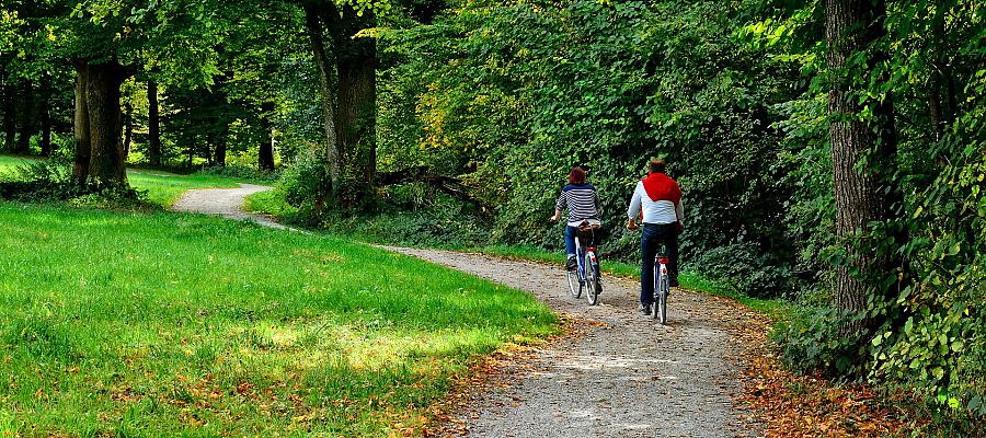 Z Połczyna-Zdrój do Grzmiącej na rowerze. Nowa ścieżka dla cyklistów za unijne fundusze