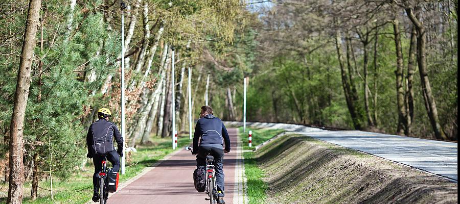 Komunikacyjne zmiany w powiecie polickim. Przedsięwzięcia dofinansuje UE Komunikacyjne zmiany w powiecie polickim. Przedsięwzięcia dofinansuje UE